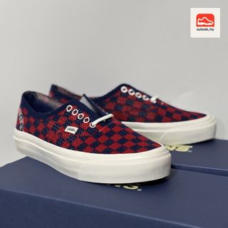 (Category: ) located in . Submitted by outsole_my (Listing ID 1440520957, Image 1). Description: .