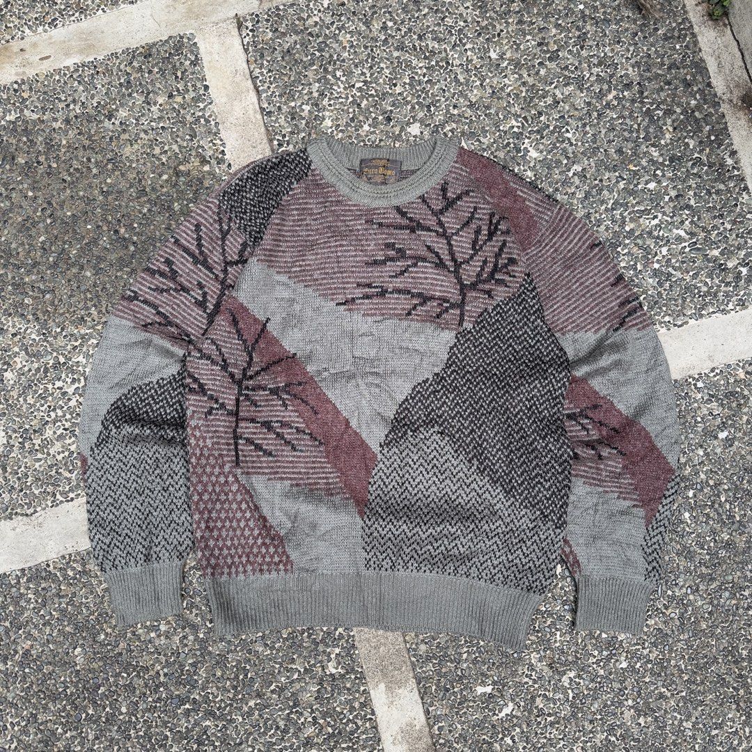 Vintage 1990s Textured Knited Sweater (Category: Coats, Jackets and Outerwear) located in Baguio. Submitted by secondoption.ph (Listing ID 1440526867, Image 1). Description: width 22 length 25.5.
