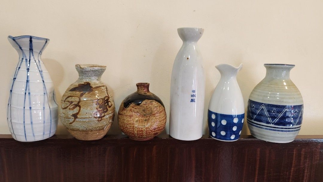 Vintage Japanese Vases (Category: Vases & Decorative Bowls) located in Cabuyao City. Submitted by batman0417 (Listing ID 1440493095, Image 1). Description: take all na po 1k ,pm nalang po.