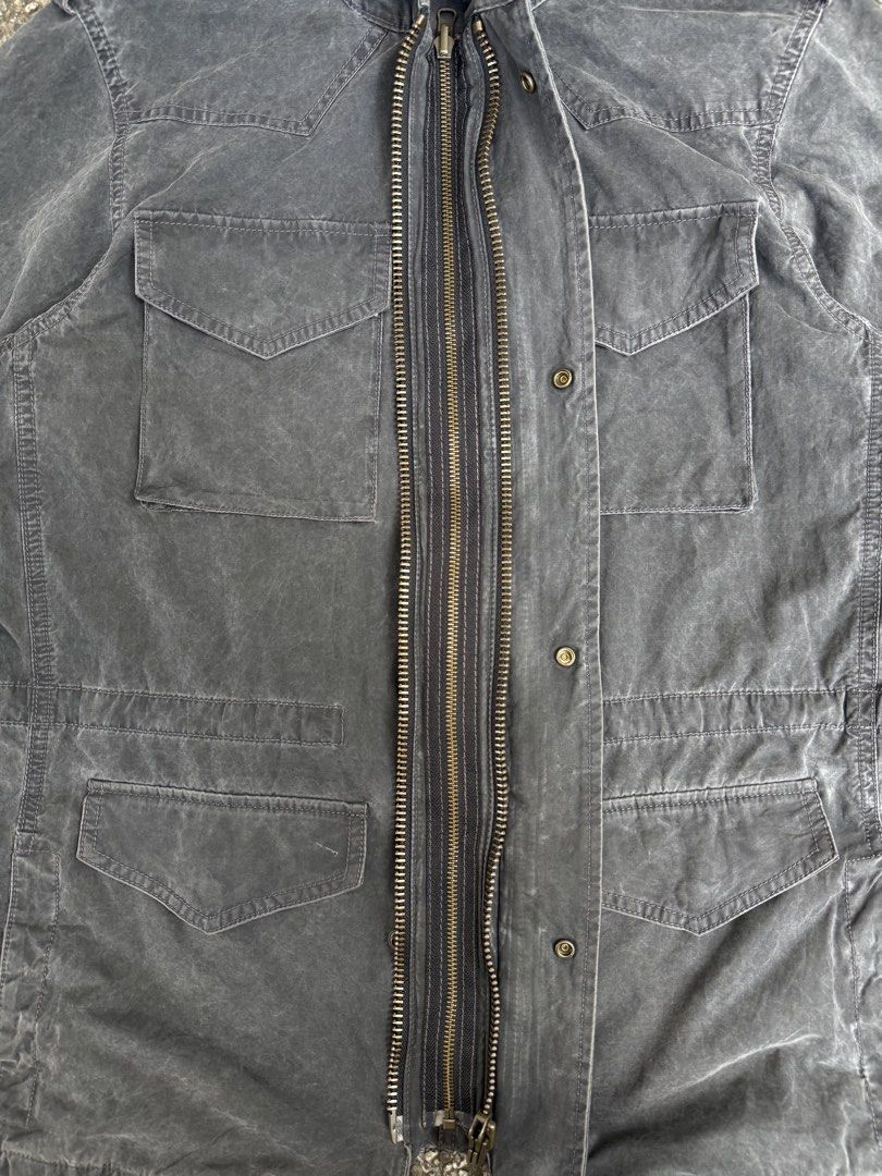 Vintage Right-On Waxed Cotton Field Jacket (Category: Coats, Jackets and Outerwear) located in Quezon City. Submitted by though.bare (Listing ID 1440438832, Image 2). Description: Fits on M up to L for Men In good, worn condition. Waxed-type fabric Width : 21.5" Length : 28" Sleeve : 24.5" Shoulder : 17" No-when worns. Listings not marked sold/reserved are available. These are preloved/used items, manage expectations. Visit my profile for more! .