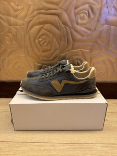 （分類：）位於 。 由 authentic_items_only 提交（商品編號 1440536479，圖片 1）。簡介： 。