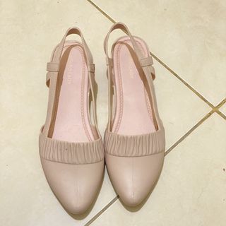 (Kategori: ) berada di . Dikirim oleh declutterska (ID iklan 1440439586, Gambar 1). Deskripsi: .