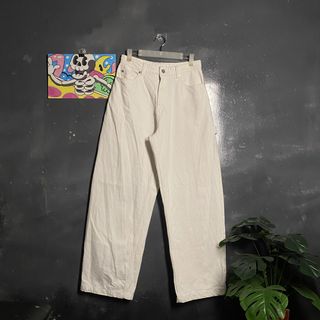 (Category: ) located in . Submitted by moisesthriftz (Listing ID 1440531465, Image 1). Description: .