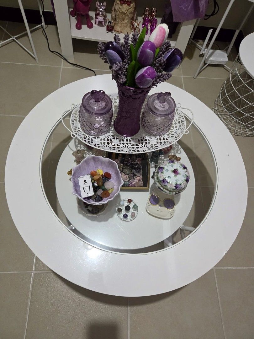 White circle center table (Category: Tables & Sets) located in Paranaque City. Submitted by nix.sra (Listing ID 1440473212, Image 1). Description: 2 layer center table 80x80 cm Glass center PRICE NEGOTIABLE Loc: Paranaque City .
