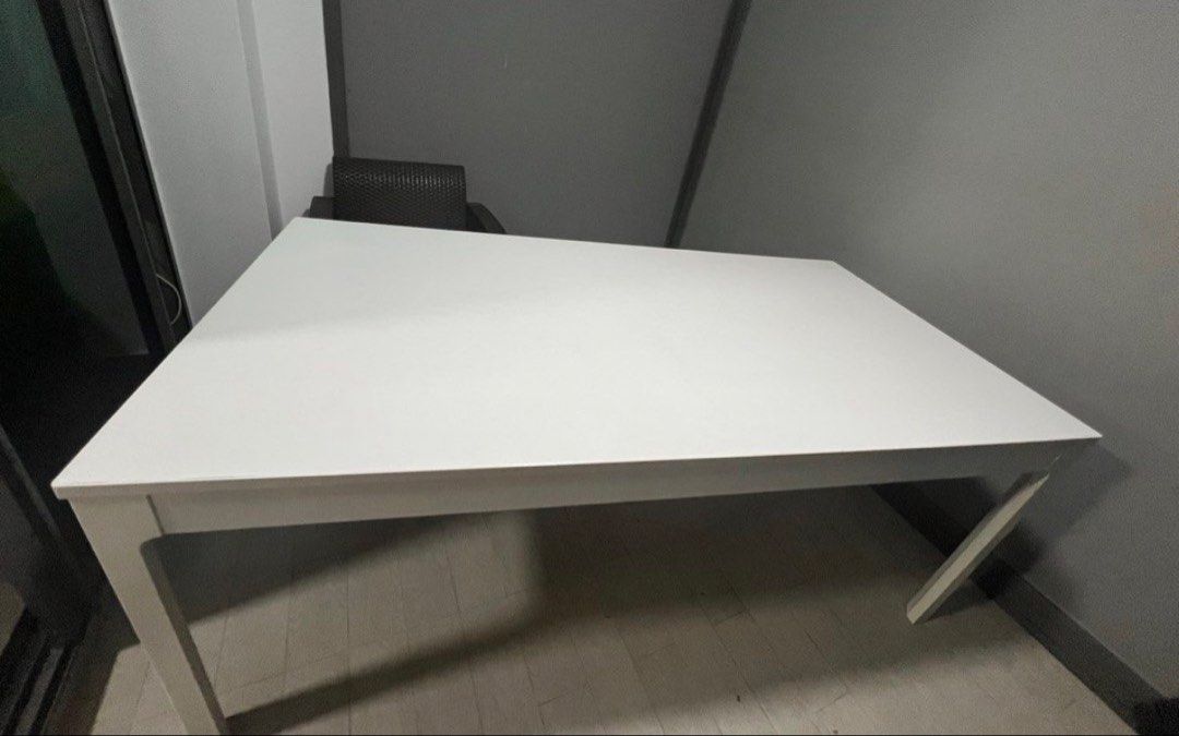 White Rectangular Dining Table - 180cm (Category: Tables & Sets) located in Singapore. Submitted by etkb076 (Listing ID 1440508377, Image 1). Description: - White rectangular table - Can use as a dining table or work desk - Original: 180cm (L) x 90cm (W) x 76.5cm (H) - Extended: 240cm (L) x 90cm (W) x 76.5cm (H) - Simple, clean design fits most interiors - Easy to maintain and clean surface - Ideal for family meals or study sessions.