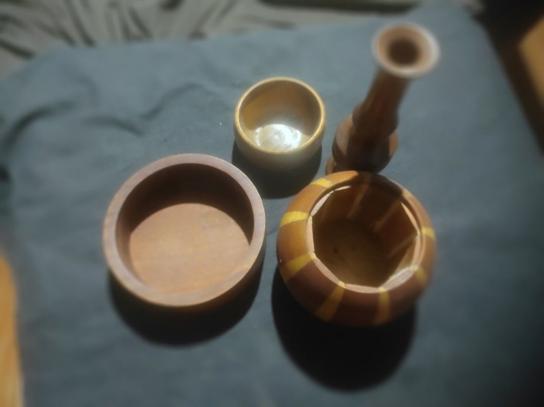 Wood finds (Category: Cookware & Accessories) located in San Jose del Monte. Submitted by nicesiger (Listing ID 1440404705, Image 2). Description: all woods thick quality 2round bowl 1candle holder 1 vase.