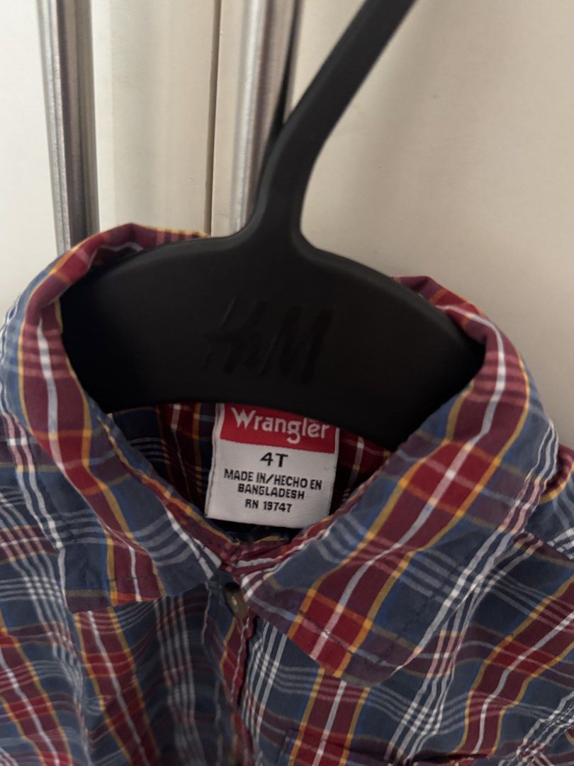 Wrangler Polo (Category: Babies & Kids Fashion) located in Quezon City. Submitted by kfrys (Listing ID 1440460056, Image 2). Description: Wrangler Size: 4T Used 1x Rfs: Decluttering No flaws.