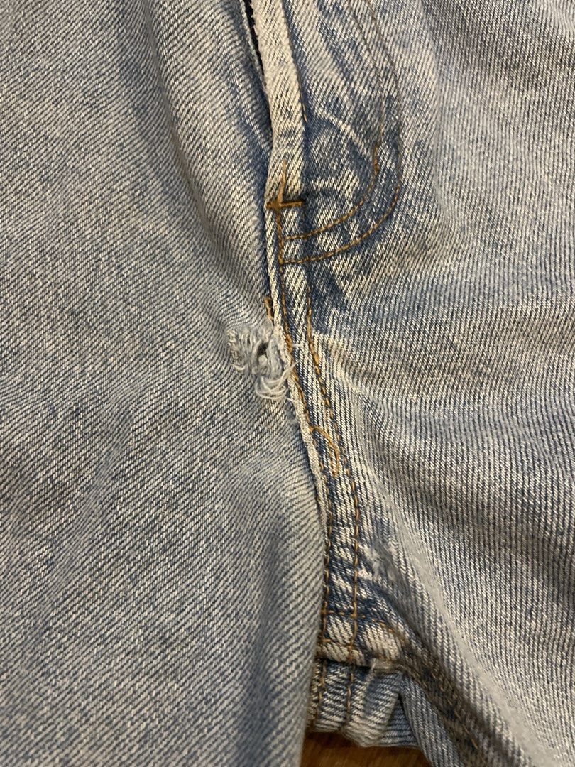 Zara Light Wash Denim Jeans (Category: Jeans) located in Paranaque City. Submitted by TrendyBoutique.ph (Listing ID 1440531095, Image 2). Description: - Classic light wash denim - Straight leg cut - Great for everyday wear - Comfortable fit.