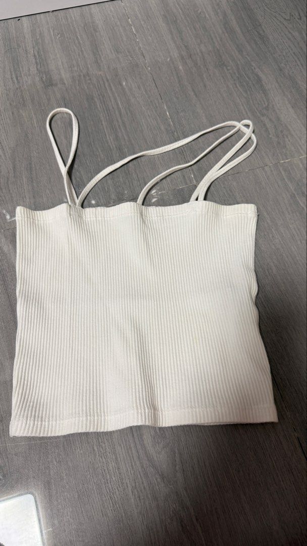 Zara White Ribbed Spaghetti Strap Tank Top (Category: Sleeveless) located in Malabon City. Submitted by salmontunaroll (Listing ID 1440513811, Image 1). Description: RFS: NO LONGER FITS Only gives discount if you bought more than 1 item .
