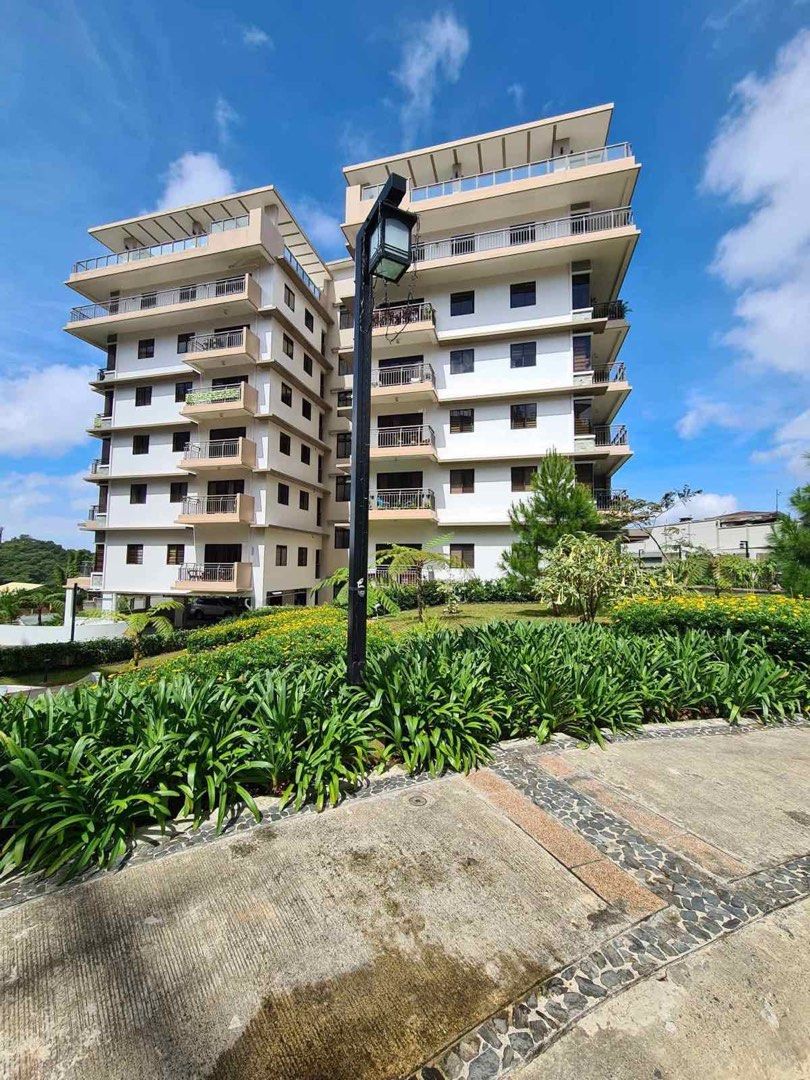 2br Condo at Bristle Ridge Baguio Dmcihomes development (Category: Apartments & Condos) located in Makati City. Submitted by dmci_salescorzc (Listing ID 1440613581, Image 1). Description: Bristle Ridge Residences Dmcihomes Development! Located at Pacdal Road Ambuklao Baguio City. Resale/Secondary sale from owner 2bedroom 55.5sqm furnished 6th floor with parking slots Ready for Airbnb business. Asking price Ka 9.3M including capital gain tax Open 