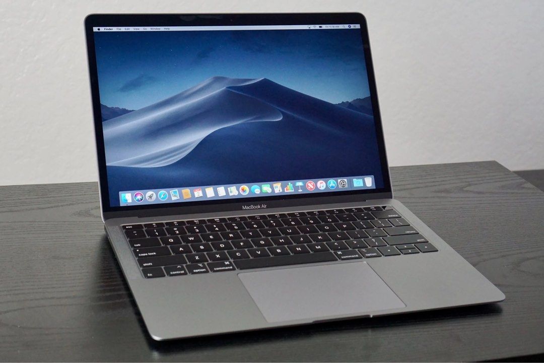 Apple MacBook Air Laptop467771865097185280