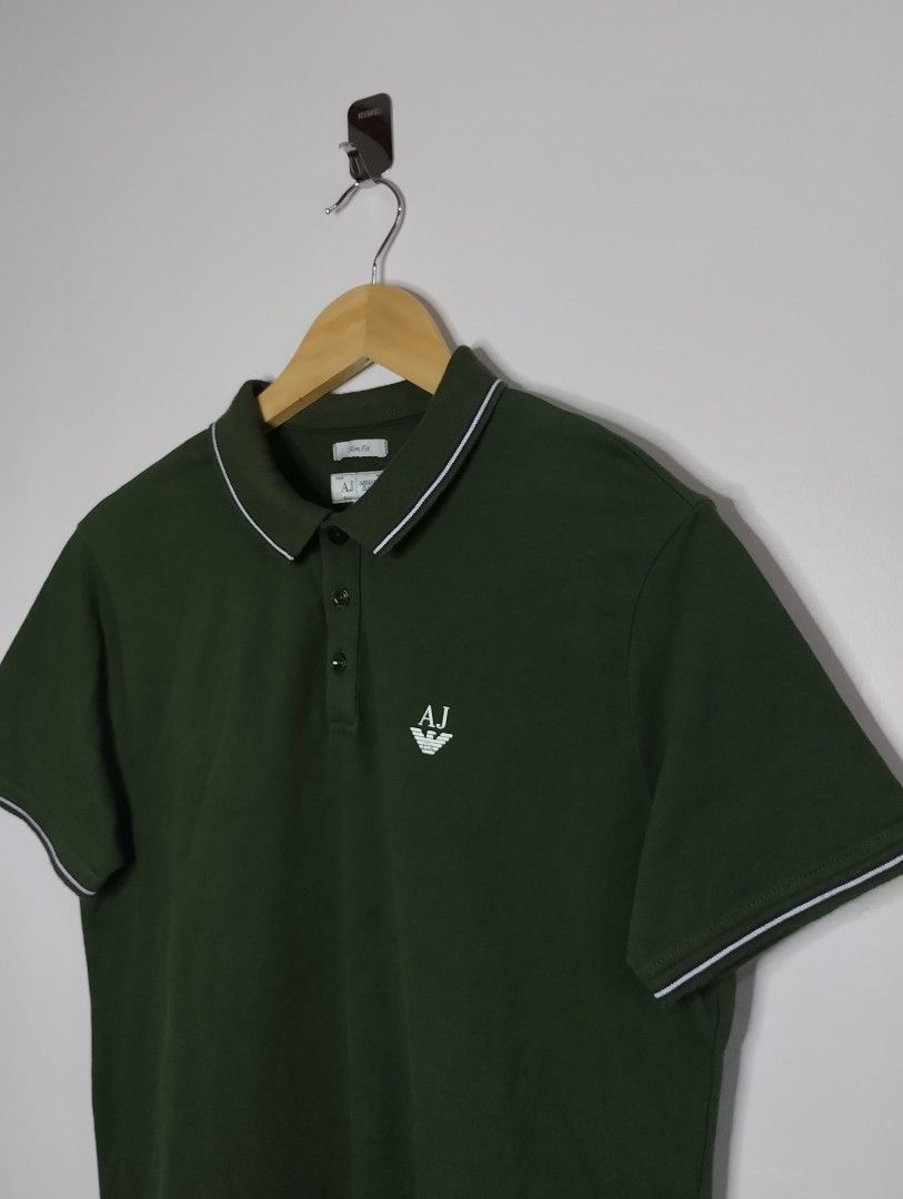 Armani Jean's Polo Shirt (Category: Tshirts & Polo Shirts ) located in Bago City. Submitted by gent.ly.getup (Listing ID 1440582300, Image 2). Description: like new no issue 18.5 by 26.5 best fit small.