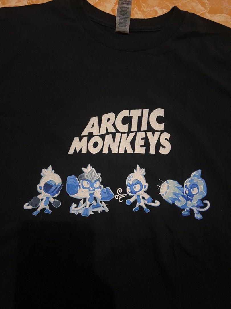 Artic Monkeys (Category: Tshirts & Polo Shirts ) located in Makati City. Submitted by renkill (Listing ID 1440597232, Image 2). Description: 17.5x27 Excellent condition .