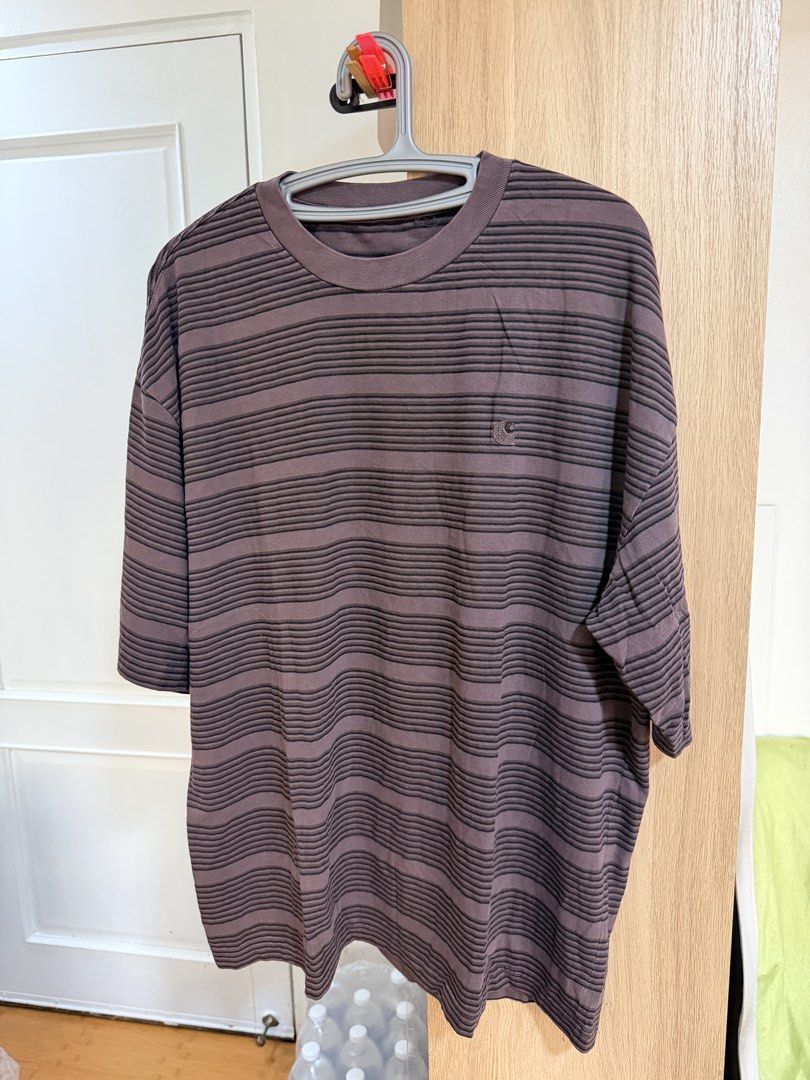 (Authentic) Carhartt WIP Work In Progress Hanson Stripes Shirt (Category: Tshirts & Polo Shirts ) located in Cavite. Submitted by kumbin (Listing ID 1440594783, Image 2). Description: Carhartt WIP Hanson Stripe T-shirt (Legit/Authentic) Color: Plum/Brown Fabric: soft, heavy cotton Dimensions: 24.5 by 29 inches (size XL fitting) Issue: removed tags, and mended dot pinhole sa likod (see last pic, barely noticeable). Other than that, brand new condi