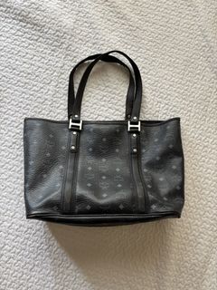 (Category: ) located in . Submitted by luxryjapan (Listing ID 1440667322, Image 1). Description: .