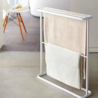 (Category: ) located in . Submitted by mirafurniture (Listing ID 1440593160, Image 1). Description: .