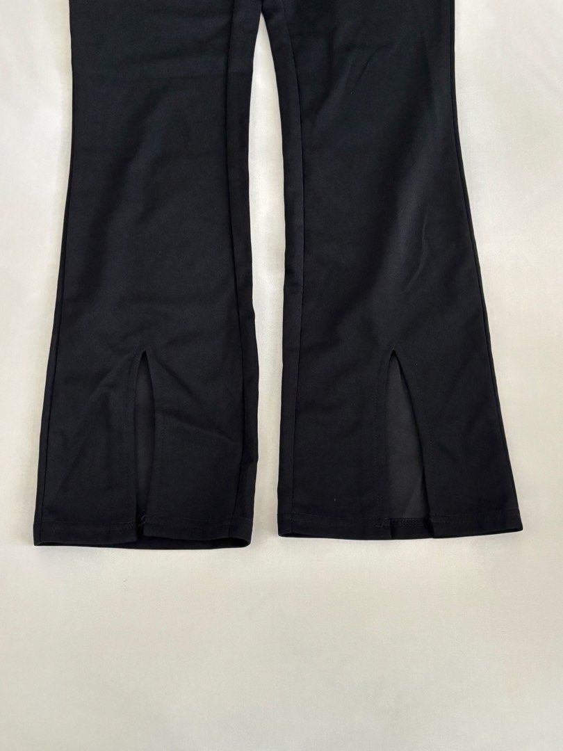 Bootcut (Category: Jeans & Leggings) located in Batu Pahat. Submitted by gettheprelovedd (Listing ID 1440607278, Image 3). Description: Postage RM7.