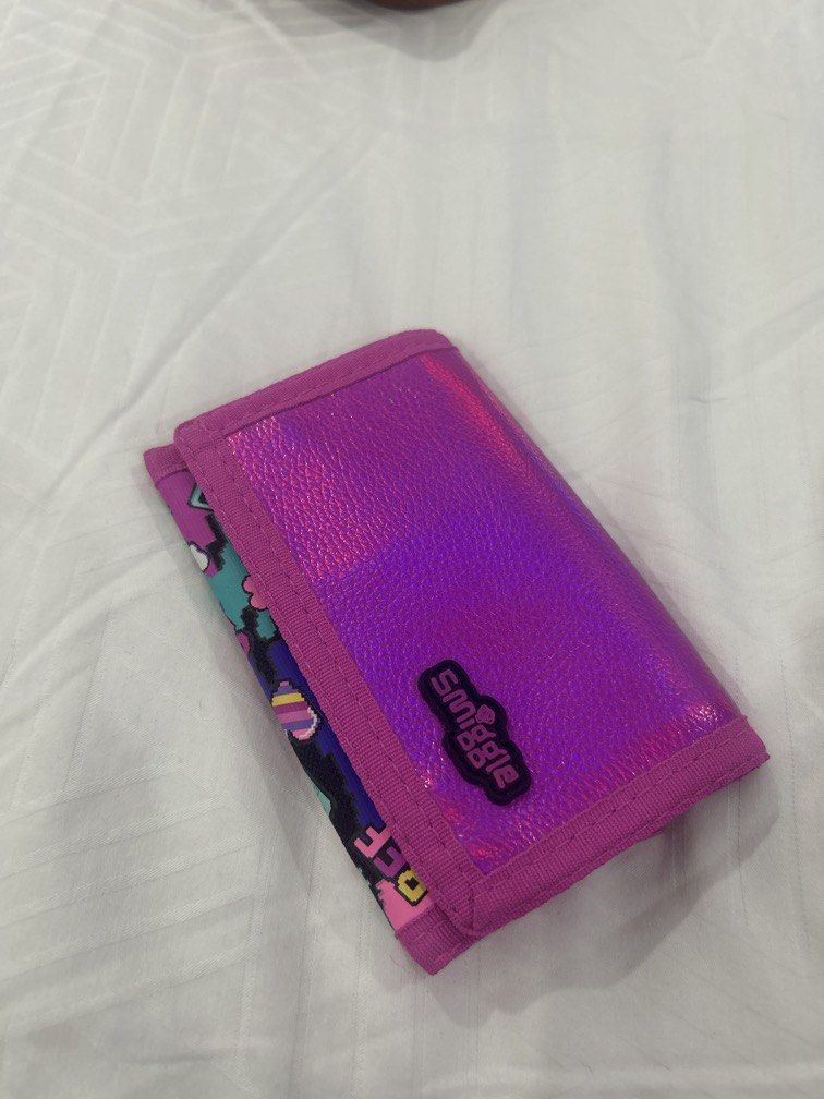 Brand New Smiggle Wallet (Category: Wallets & Card holders) located in San Juan City. Submitted by jvliannq_ (Listing ID 1440697624, Image 1). Description: - brand new unused - wallet for kids - authentic smiggle - good quality .