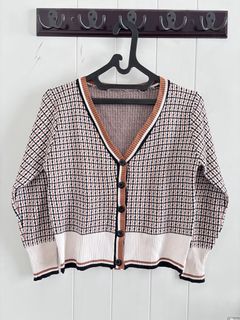 (Kategori: ) berada di . Dikirim oleh helentary (ID iklan 1440649038, Gambar 1). Deskripsi: .