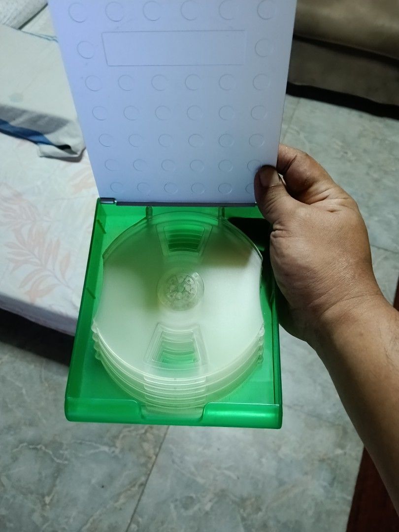 CD Storage. (Category: CDs & DVDs) located in General Santos City (Dadiangas). Submitted by someretrostuff (Listing ID 1437835281, Image 2). Description: •Dice CD Storage cdr King - P750 SOLD🎊 •Sports Replay CD storage - P100 •CD Clamshell-50each pack •CD jewel case (slim) ~ P5 each.