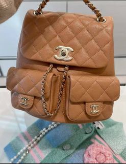 (Category: ) located in . Submitted by chicluxury (Listing ID 1423777099, Image 1). Description: .