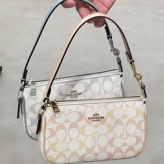 (Category: ) located in . Submitted by pshoppers. (Listing ID 1440693369, Image 1). Description: .