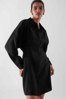 (Category: ) located in . Submitted by saksthriftavenue (Listing ID 1440757210, Image 1). Description: .