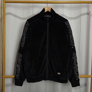 (Category: ) located in . Submitted by 8luck (Listing ID 1440699253, Image 1). Description: .