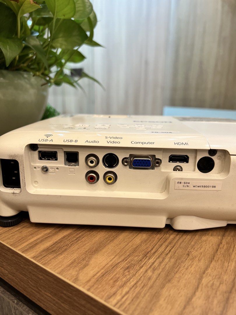Epson EB-SO4 Projector467659295095541762