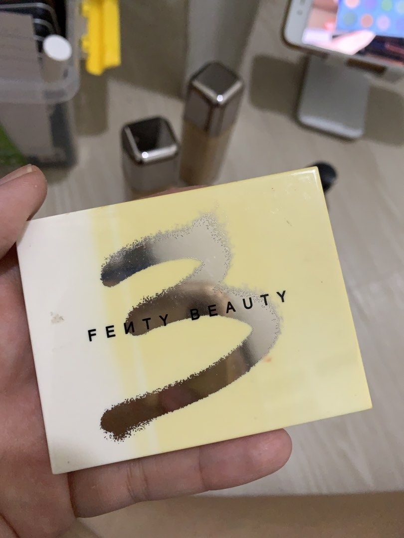 Fenty Beauty Snap shadow 3 Eyeshadow Palette (Category: Makeup) located in Quezon City. Submitted by appleabanilla (Listing ID 1440633990, Image 2). Description: 1 shade missing. Other shades barely used. Case has discolorstion, just not sure how it happened. Given as pasalubing from balikbayan box lang. Lalamove or Grab delivery is preferred. Pickup at Proj. 8, Q.C. Gcash payment only. .