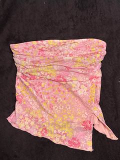 (Category: ) located in . Submitted by littlebowtique (Listing ID 1440644370, Image 1). Description: .