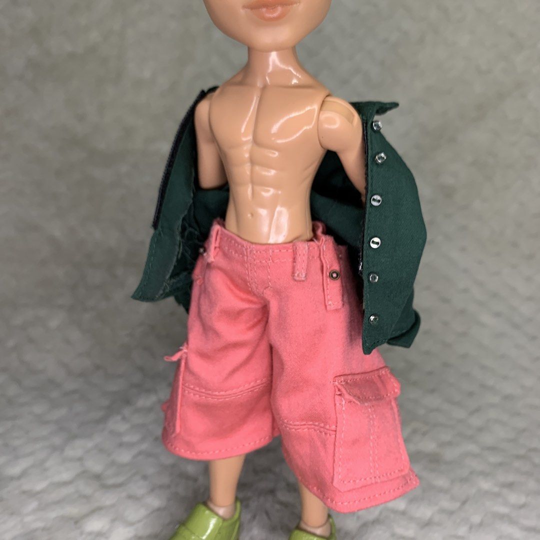 For Trade: Bratz Boyz Bryce (Category: Kids Toys) located in Manila. Submitted by streetstilez (Listing ID 1440623741, Image 2). Description: For Trade: Bratz Boyz Bryce LF: Wintertime Wonderland Koby Nvde for nvde Flocking is still intact No body discoloration No cut hair For same condition din sana Location: Pasig City.