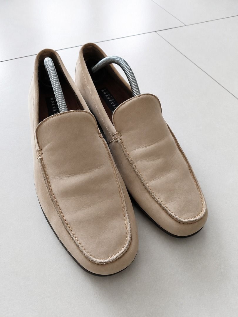 Fratelli Rossetti Yacht Loafers (Category: Casual Shoes) located in Muntinlupa City. Submitted by HeavyMeta (Listing ID 1440669995, Image 1). Description: - Brand: Fratelli Rossetti - Model: Yacht - Color: Light Tan/Beige - Material: Suede - Size: 8 - Style: Slip-on loafers - Occasion: Casual or Smart Casual - Condition: Please check photos for details.