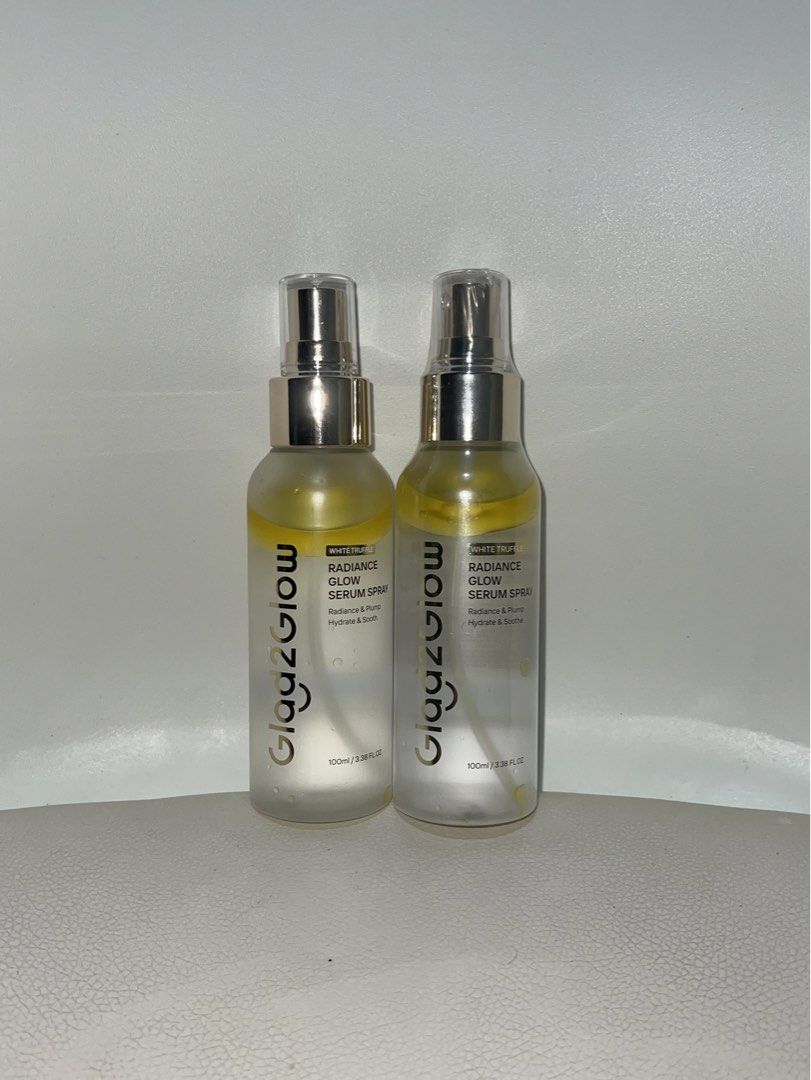 Glow2Glow Radiance Glow Serum Spray (Category: Face Care) located in Manila. Submitted by wrie_ (Listing ID 1440646355, Image 1). Description: - They both have different price since the other one is brand new sealed and the other one is 90% used only - Each bottle is 100ml - Hydrates and soothes your skin - Promotes a radiant glow - Excellent value for money.