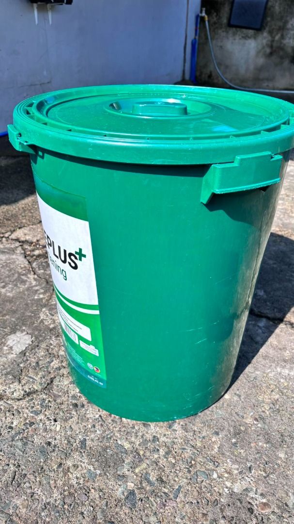 Green Plastic Container Drum 70Liters with Latching Lid - BIG SAVINGS (Category: Storage Boxes & Baskets) located in Antipolo. Submitted by rogeliocontainers (Listing ID 1440589833, Image 2). Description: Priced at Php 200 pesos only (big savings) - More stocks available - Big Container, 70 Liters - Sturdy (guarantee makapal) green plastic container - Guarantee no cracks - Secure latching lid system - Perfect for storing water or rice, transporti