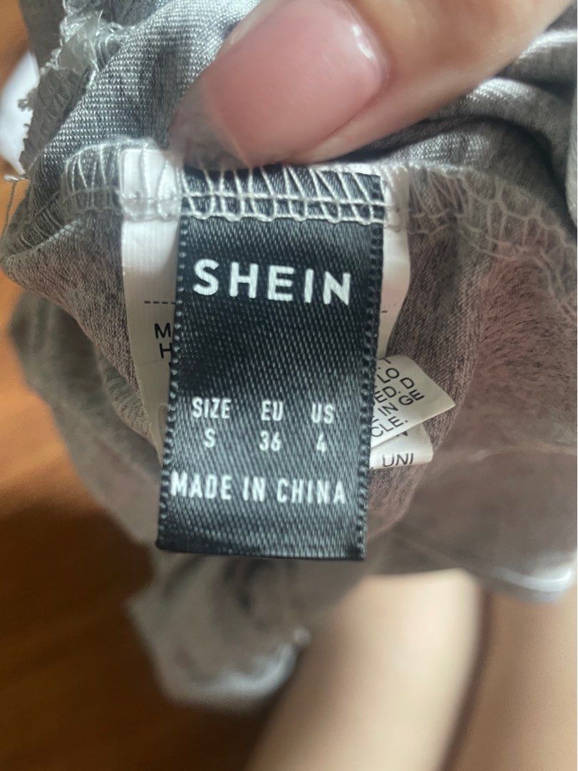 Grey folded mini skirt (Category: Skirts) located in Binan City. Submitted by missing1naction (Listing ID 1440676140, Image 3). Description: Model measurements 5’3ft Waist 22in Hips 28in.
