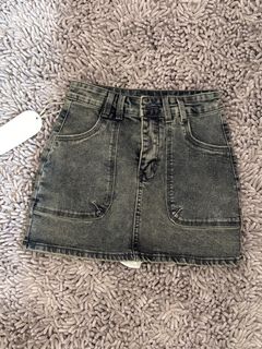 (Category: ) located in . Submitted by selineee99 (Listing ID 1440711800, Image 1). Description: .