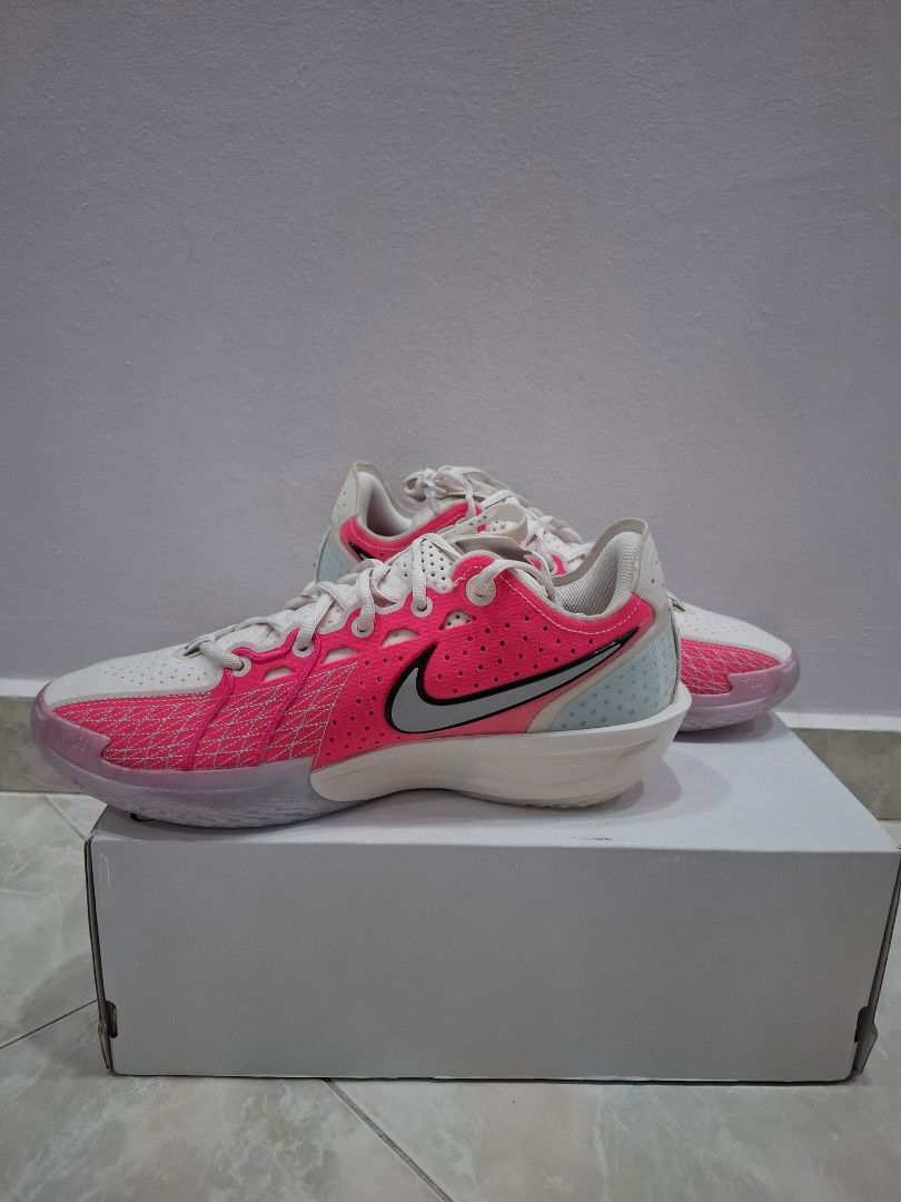 Gt cut 3 EP not kd gtcut 1 kobe curry kyrie sabrina lebron (Category: Sneakers) located in Singapore. Submitted by balllballballll (Listing ID 1440725685, Image 2). Description: BNIB US10 gtcut 3 ep looking to clear shoes rare colourway can nego just deal at my convenience *no top lid.