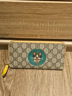 (Category: ) located in . Submitted by love4apparel (Listing ID 1440638097, Image 1). Description: .
