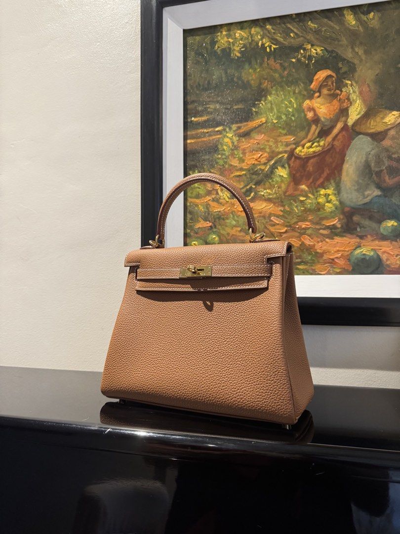 Hermes Kelly 25 (Category: Luxury Bags & Wallets) located in Muntinlupa City. Submitted by lovedp03 (Listing ID 1440755186, Image 2). Description: Togo leather.