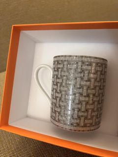 （分類：）位於 。 由 abouthermes 提交（商品編號 1440704658，圖片 1）。簡介： 。