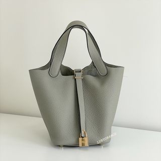 （分類：）位於 。 由 luxyorange 提交（商品編號 1440739566，圖片 1）。簡介： 。