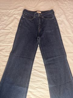 (Category: ) located in . Submitted by closettfinds (Listing ID 1440758635, Image 1). Description: .