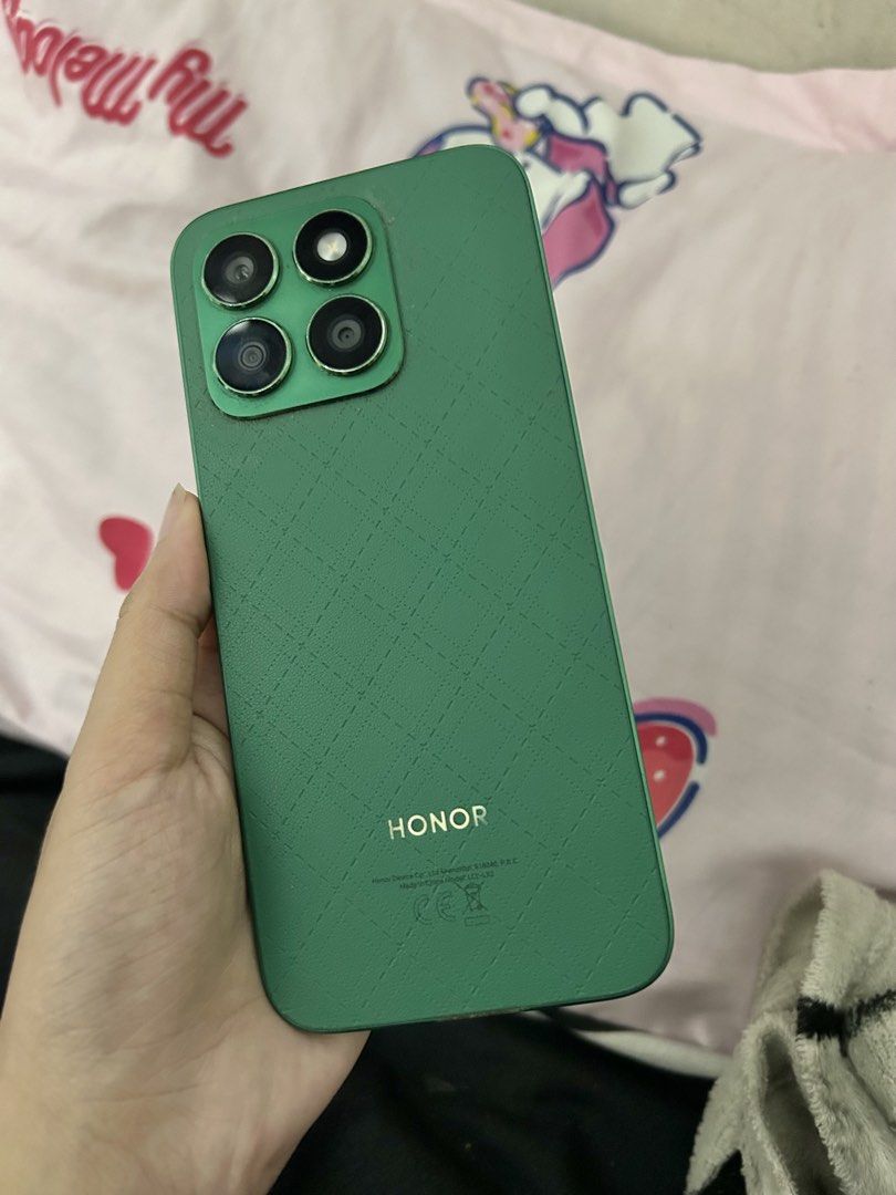 Honor X8B 16/512GB (Category: Huawei) located in Mandaluyong City. Submitted by aliaxmadi (Listing ID 1440661153, Image 1). Description: Honor X8B 8+8 RAM 512GB STORAGE Qualcom Snapdragon 680 4500 mAh (matagal malowbat) NO ISSUES Negotiable PM PO.