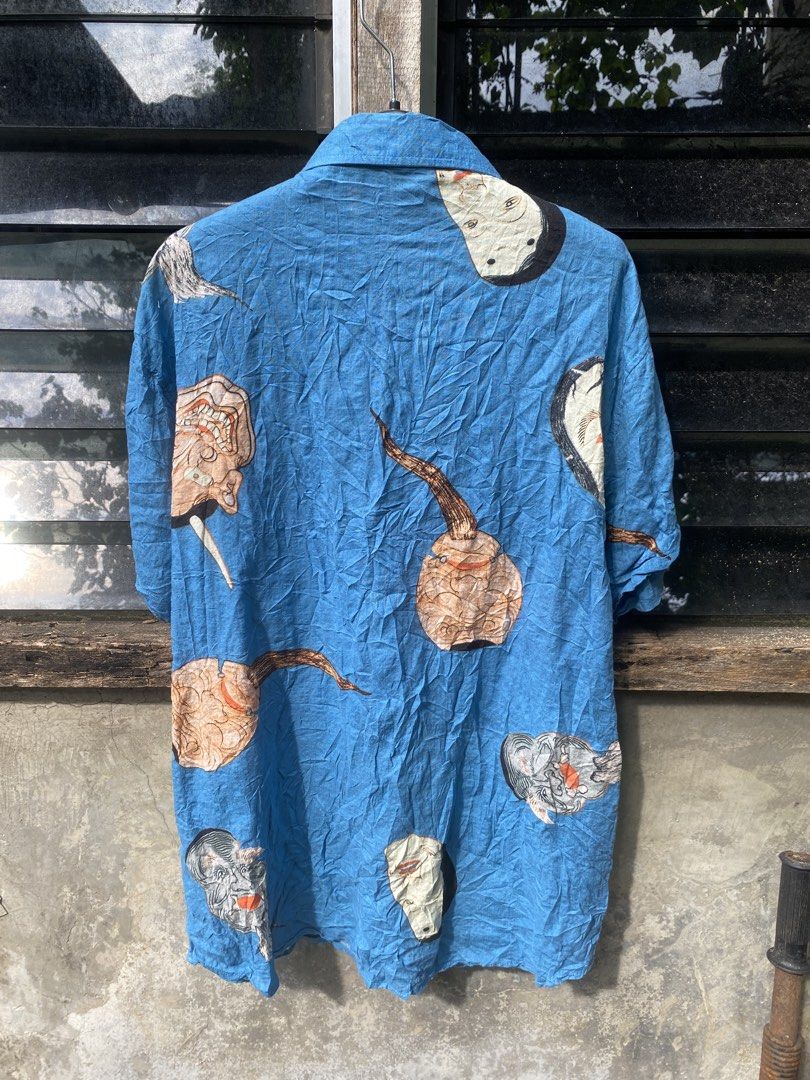 Japanese face mask polo button down (Category: Tshirts & Polo Shirts ) located in Davao. Submitted by wabadgetthrift (Listing ID 1440643496, Image 3). Description: Pang city biking get up 🚴 Japanese face mask polo button down Size L 21/27 Good condition, need wash.