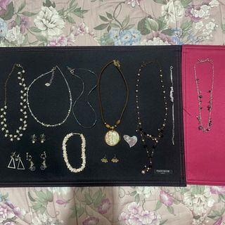 (Category: ) located in . Submitted by jeliie (Listing ID 1440698965, Image 1). Description: .