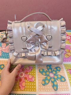 (Category: ) located in . Submitted by paradiseholic (Listing ID 1440683804, Image 1). Description: .
