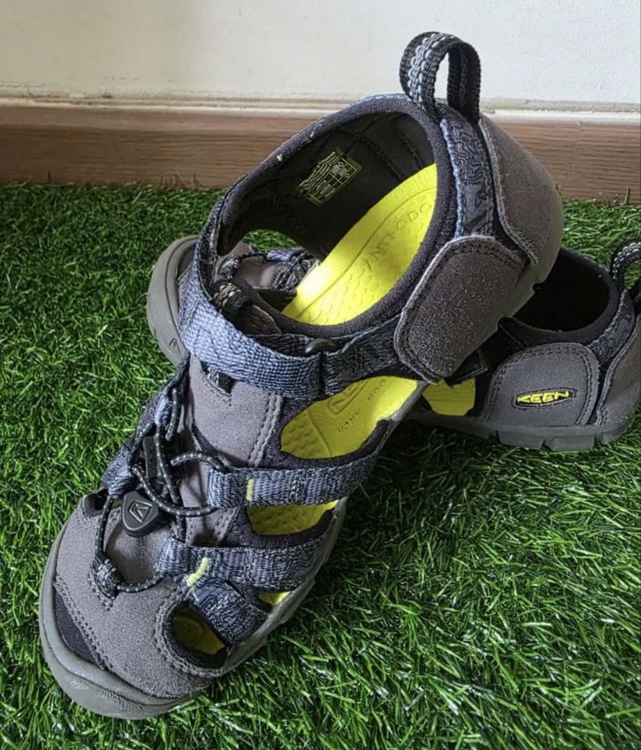 KEEN Newport H2 Water Sandals Grey Yellow Kids Size (Category: Babies & Kids Fashion) located in Singapore. Submitted by atwatw (Listing ID 1440583793, Image 3). Description: - KEEN Newport H2 kids' sandals - Colour: Grey with yellow accents - Quick-drying straps - Protective toe bumper - Easy on/off with hook-and-loop closure - Ideal for outdoor adventures and water play - Durable rubber outsole for excellent grip - size: US4 / UK3 / EU36 / 22.5