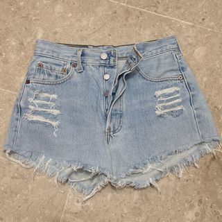 (Category: ) located in . Submitted by dollar5hop (Listing ID 1440715296, Image 1). Description: .