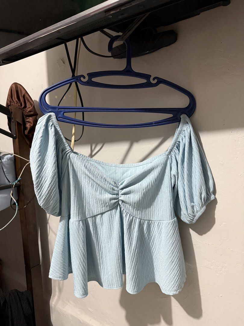 B1T1 Black & Light Blue Puff Sleeve Top (Category: Blouses) located in Manila. Submitted by j.ulieangel (Listing ID 1440657106, Image 2). Description: BUY 1 TAKE 1 ✨ - Light Blue & Black Puff Sleeve Peplum Top Size: XL Condition: only worn once (for a photo) Price: 249 (for both already) MOP: Gcash / Maya / Maribank / GoTyme MOD: J&T Location: Naga City, Camarines Sur P.S: if getting 3 or more, FREE SHIPPING!.